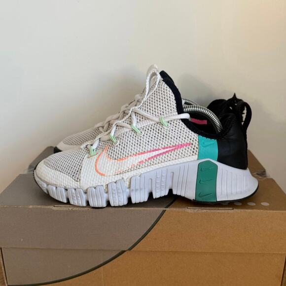 Nike Free Metcon White/Hyper Jade Women Running Sneakers - SZ 7 - Picture 2 of 12